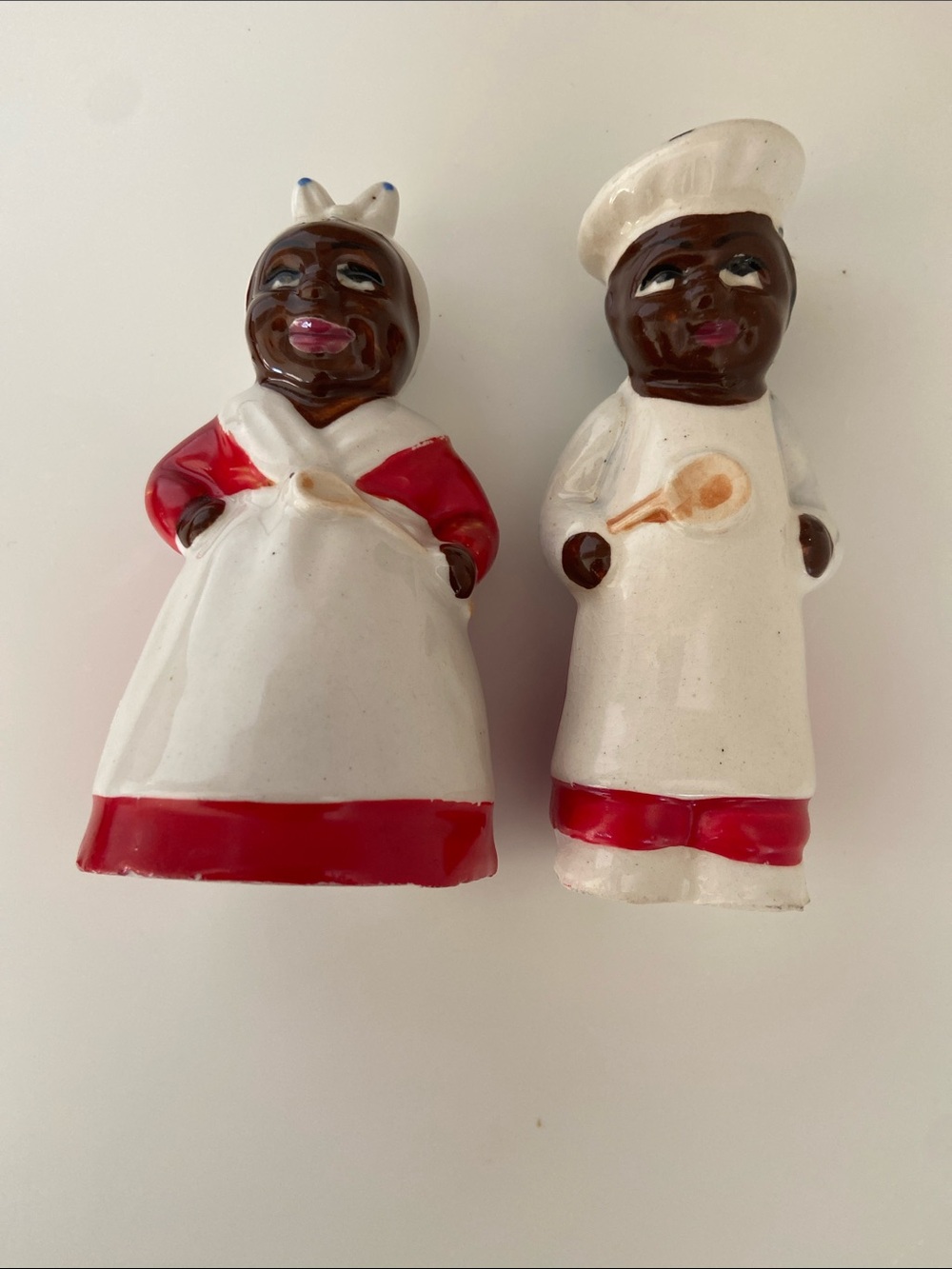 Vintage Black Americana Salt and Pepper Shakers - Picture 2 of 7